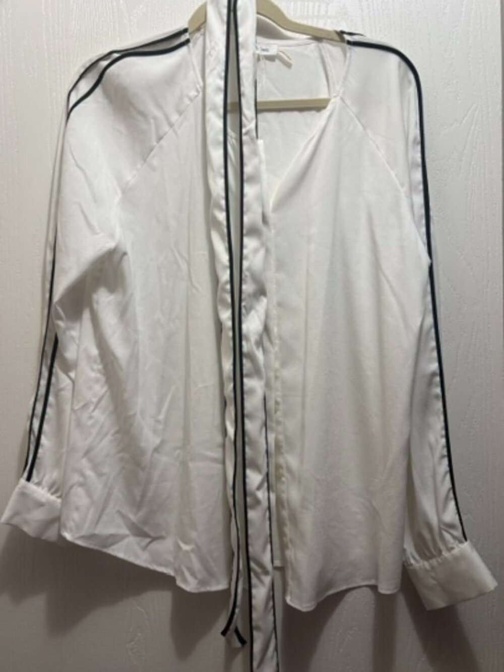 Calvin Klein White Tie Neck Blouse Black Piping Long Sleeve Career Top Size L